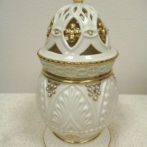 LENOX ILLUMINATIONS 'FLORENTINE AND PEARLS' DOMED CANDLE JAR